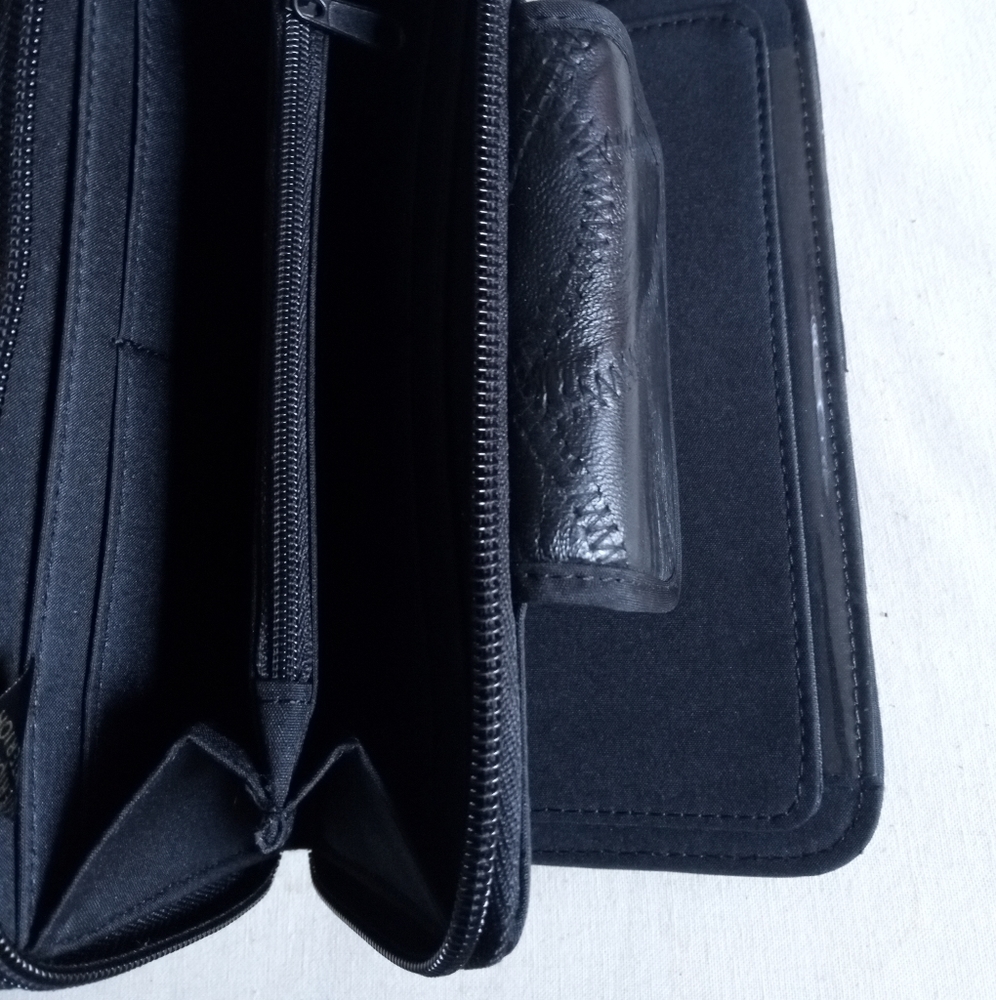 Wallet - Picture 4 of 6